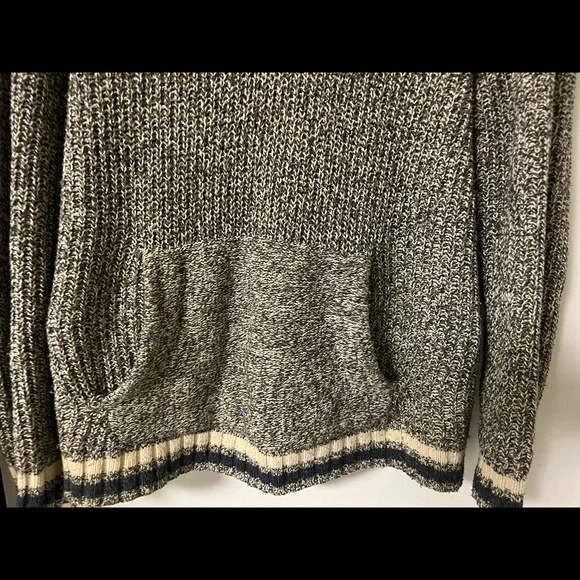 American Eagle knit sweater hoodie - Picture 4 of 5